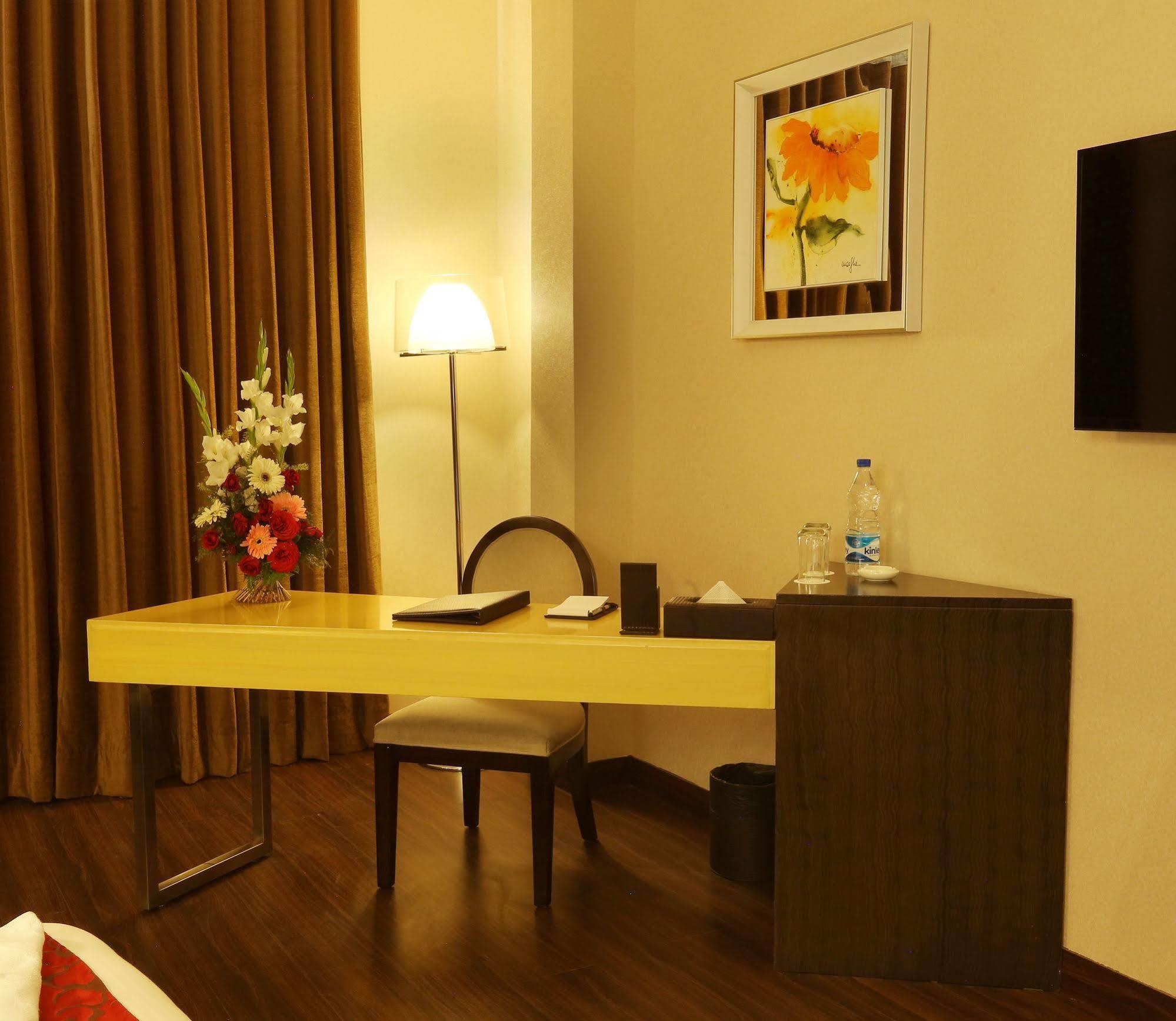 Five Elements Hotels Delhi- North Avenue New Delhi Luaran gambar