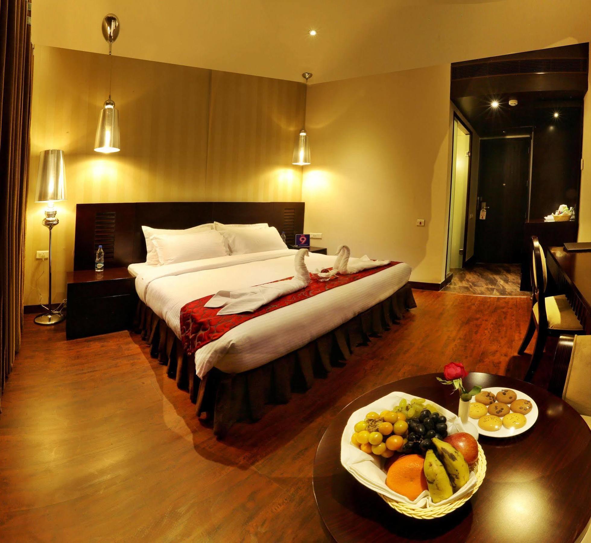Five Elements Hotels Delhi- North Avenue New Delhi Luaran gambar