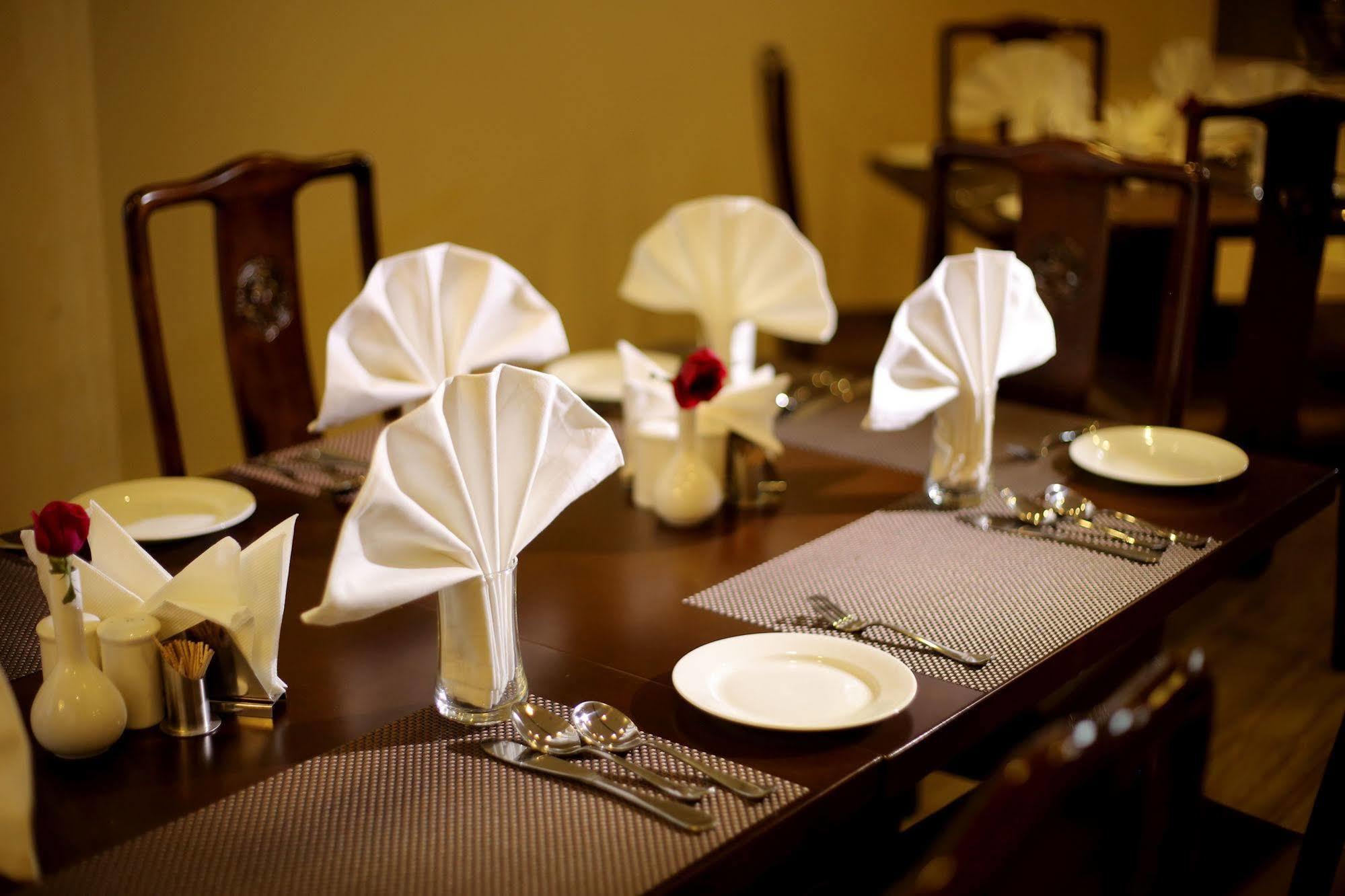 Five Elements Hotels Delhi- North Avenue New Delhi Luaran gambar
